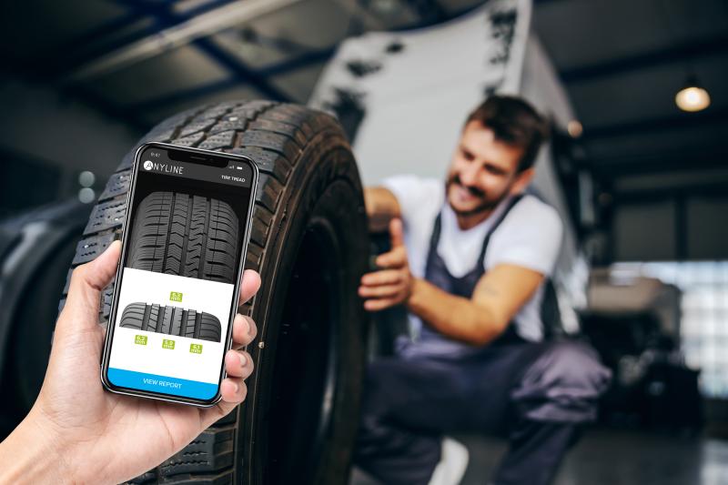 Anyline's Tire Tread Scanner