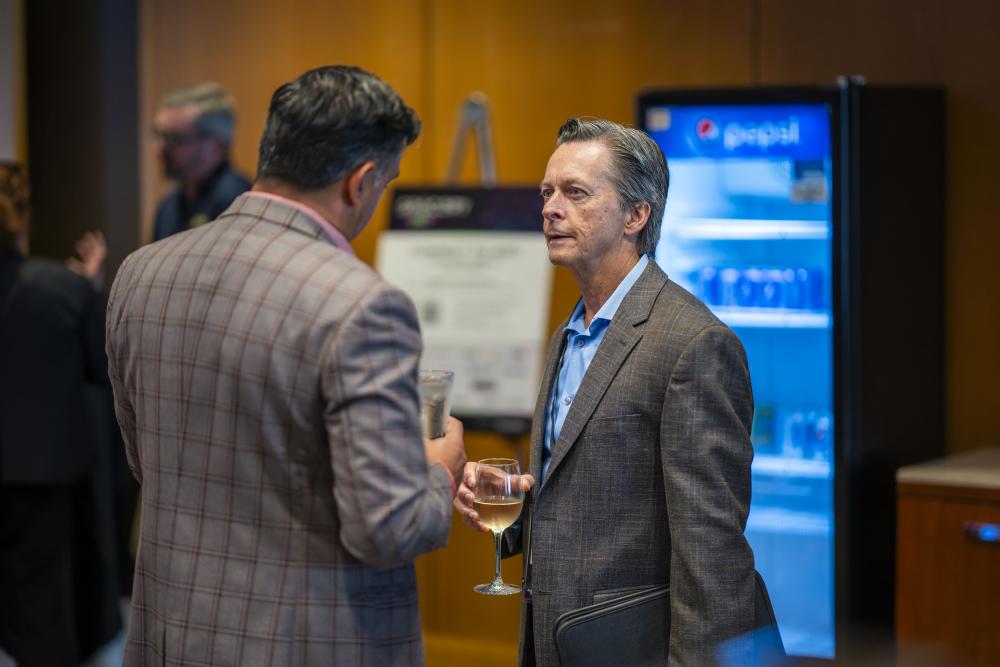 Grocery Tech guests enjoy drinks and conversation at the opening reception sponsored by Mercatus.