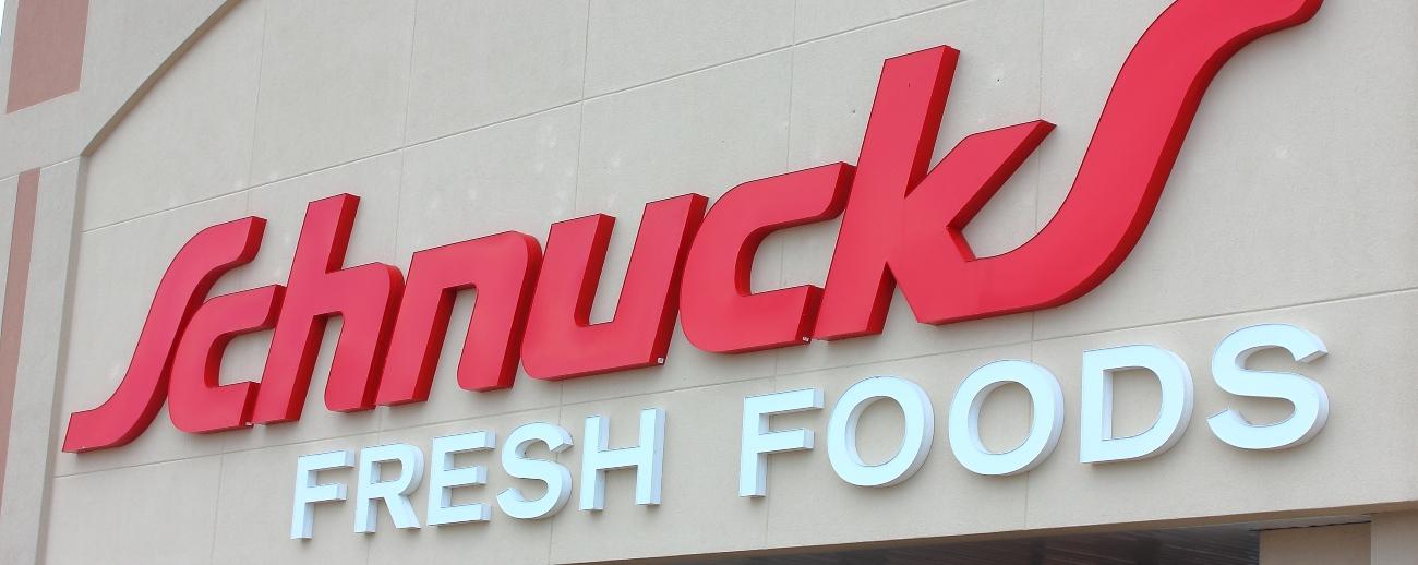 schnucks fresh foods hero image sign