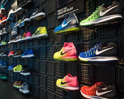 Nike is delivering personalized purchase offers to members based on their engagement with SNKRS past purchase attempts. Editorial credit: pio3 / Shutterstock.com