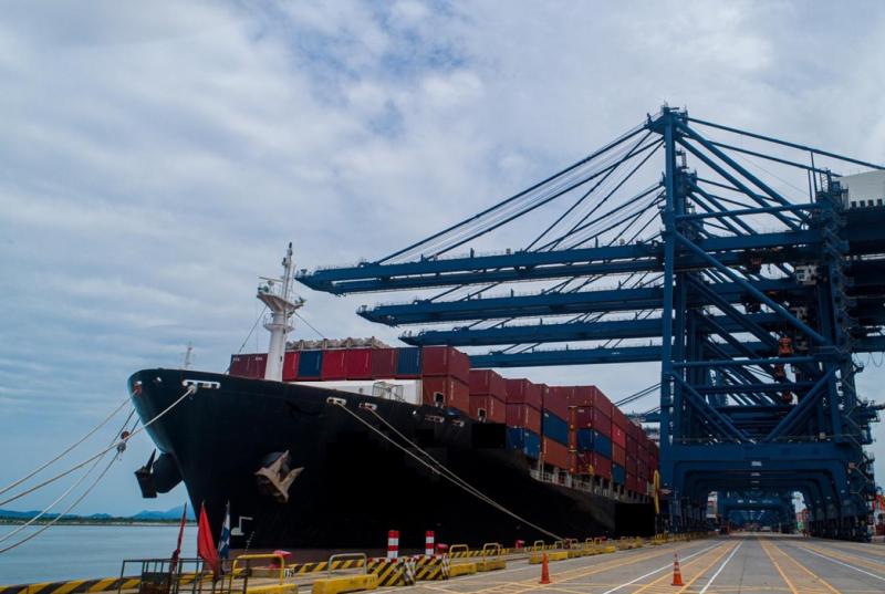 a large crane on the back of a boat